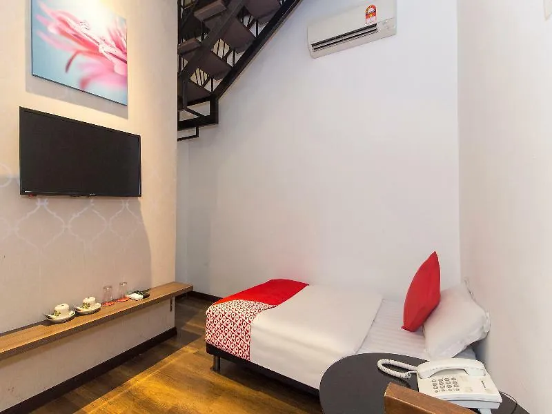 Oyo 127 The Reeds Hotel Kuala Lumpur